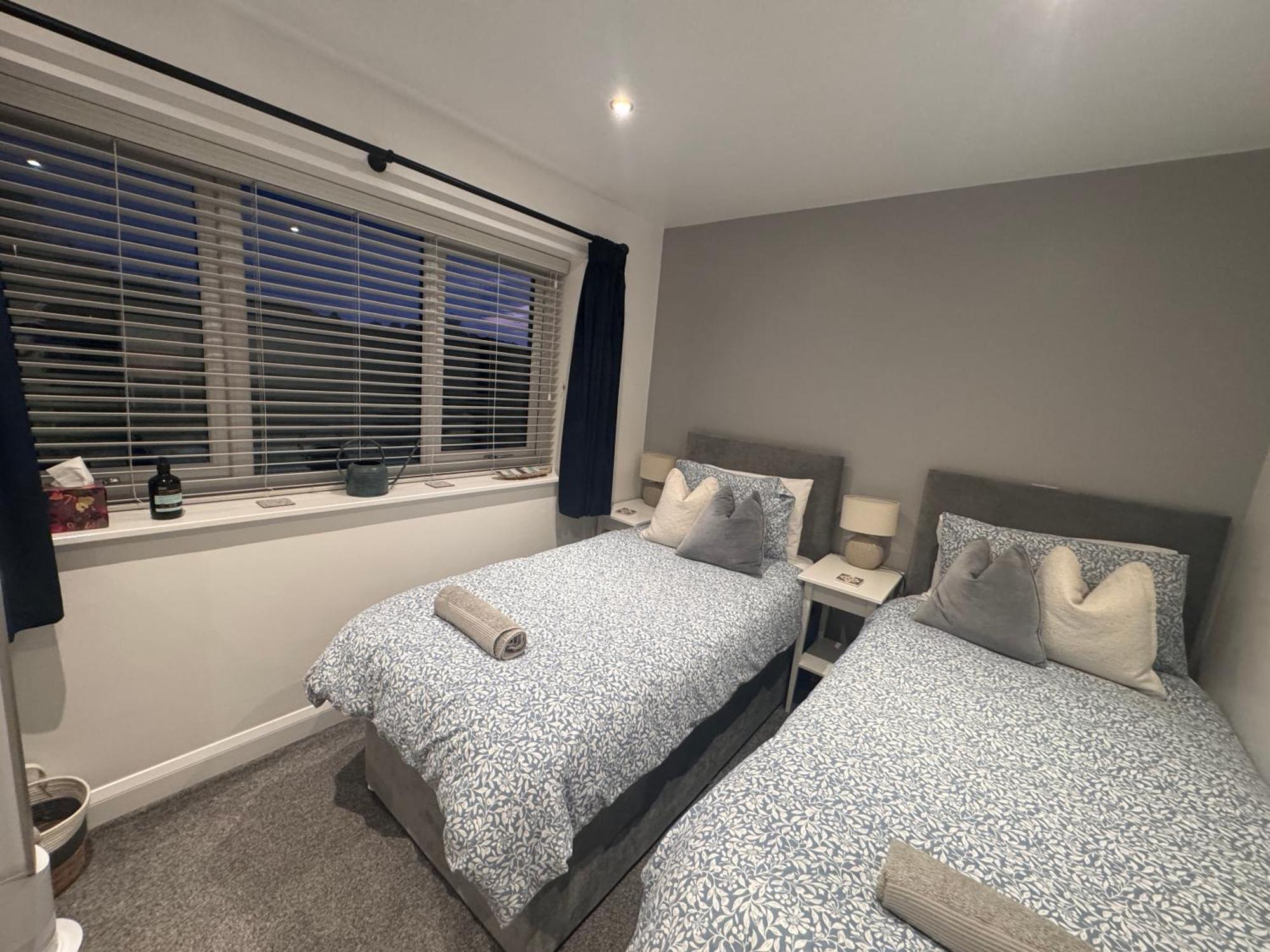 Abbey'S Inn Cheadle  Ngoại thất bức ảnh