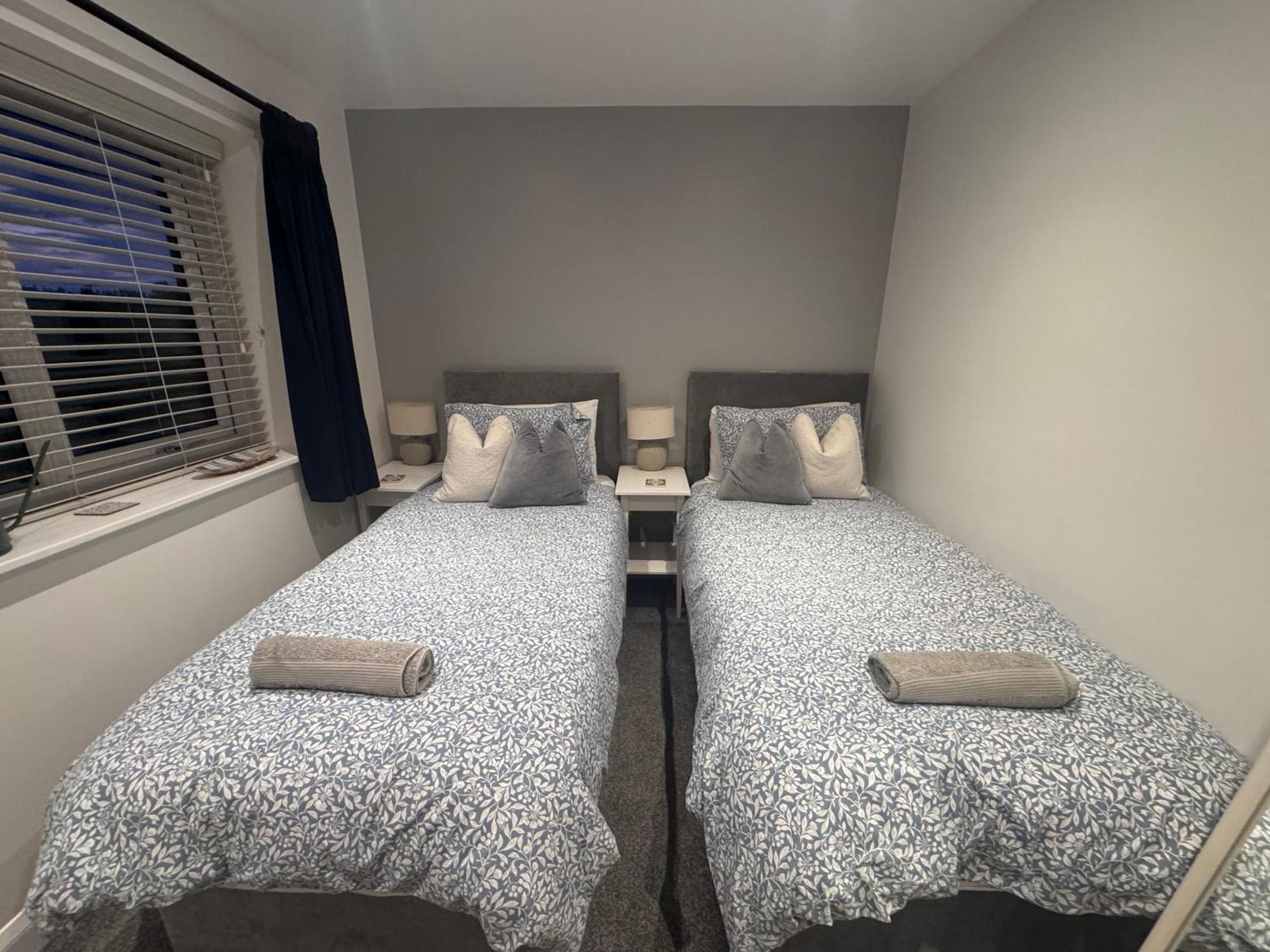 Abbey'S Inn Cheadle  Ngoại thất bức ảnh